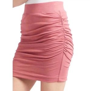 SUNDRY by Evereve Pink Ruched Skirt Size Small